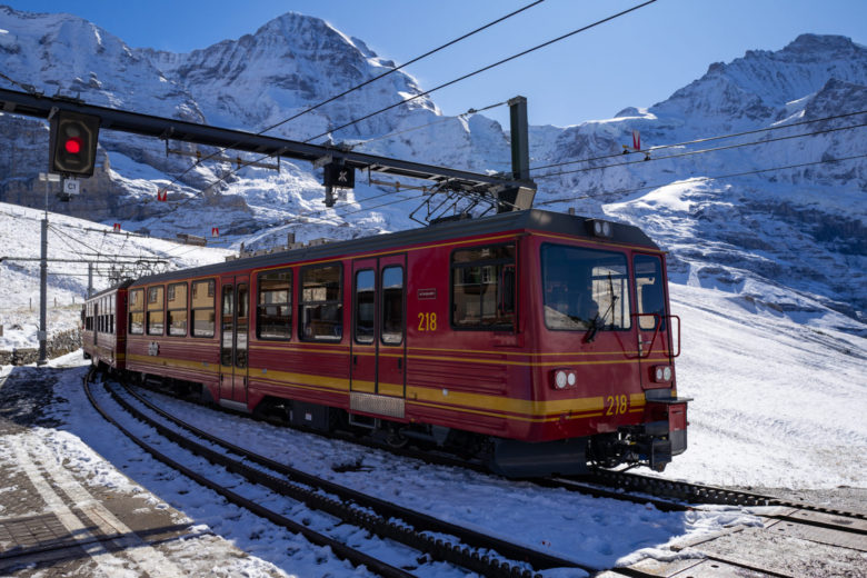 大自然と鉄道：スイス