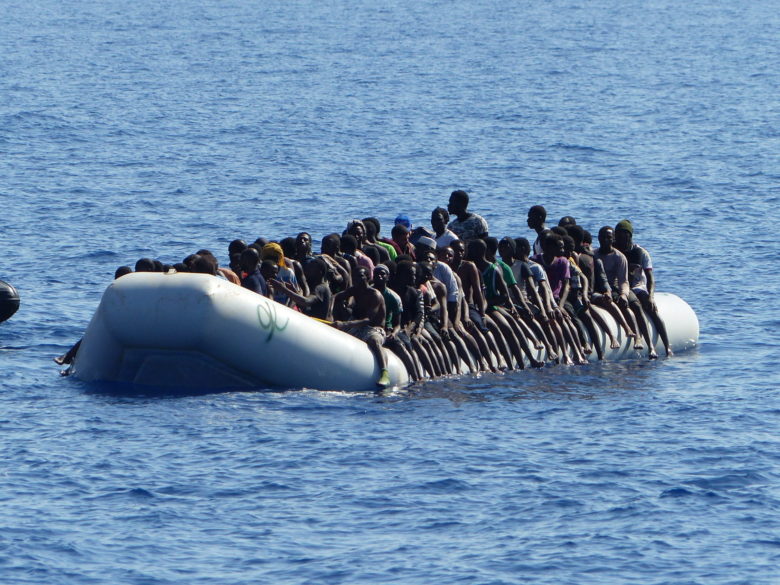EU：地中海を渡る移民・難民対策の実態