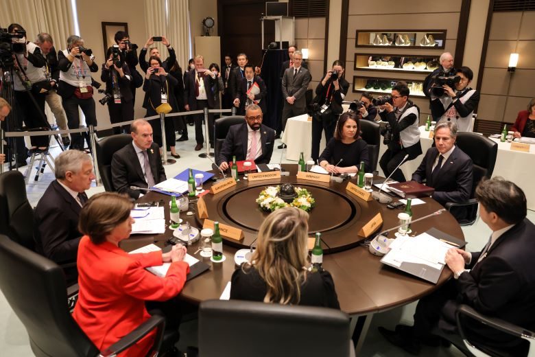 G7：報道と実態