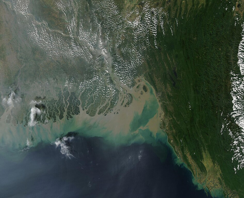 バングラデシュでの洪水：インドとの摩擦を助長
