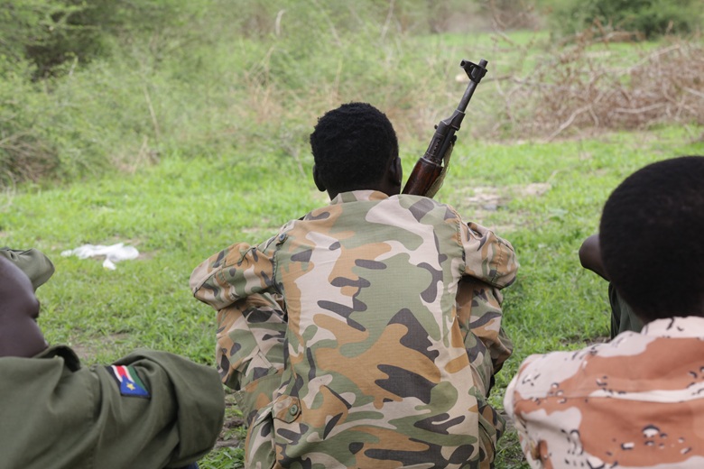 Large-scale fighting involving civilians unfolds in South Sudan